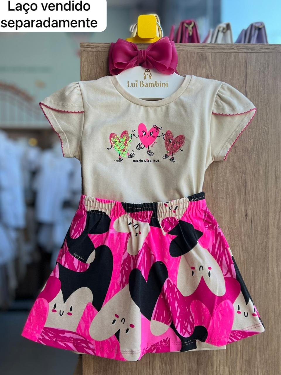 CONJUNTO BLUSA MANGA CURTA CORAÇÕES TRIPLO E SAIA MENINA UP BABY - BEGE/ROSA