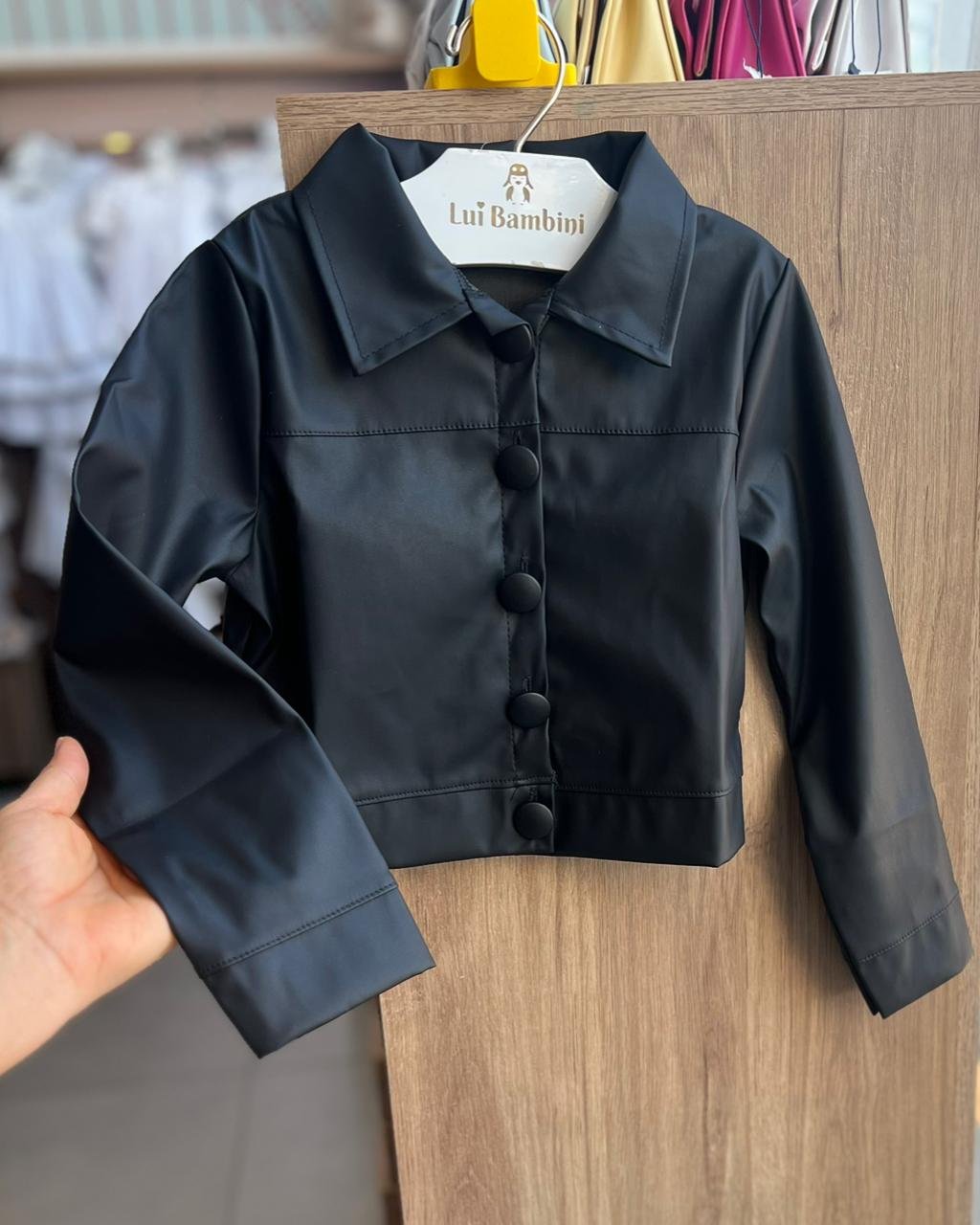 JAQUETA MANGA LONGA BOTÕES CIRRE MENINA ANGERÔ - PRETO