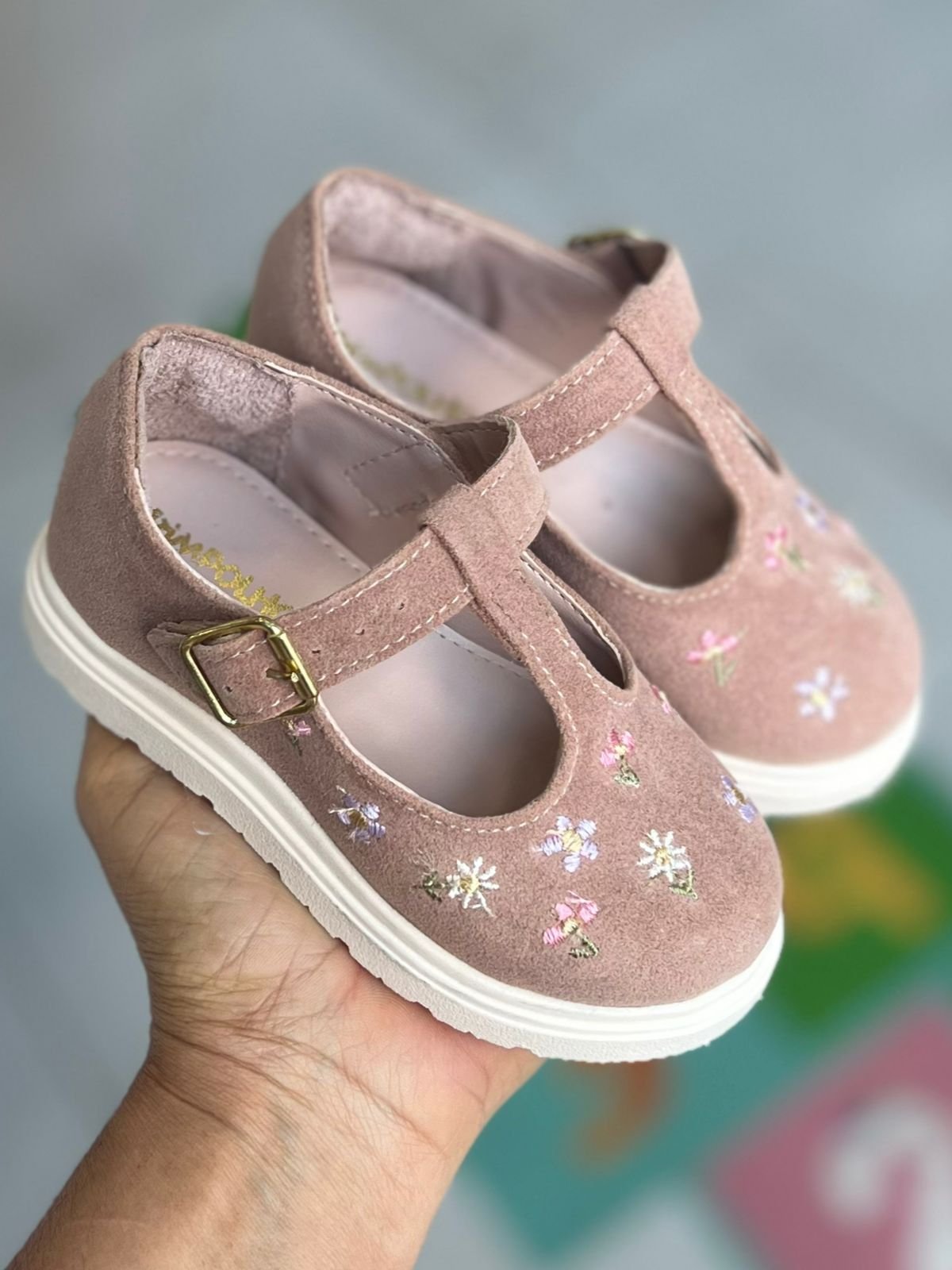 SAPATO SAPATILHA FECHO METÁLICO SOLA ALTA FLORES BORDADAS MENINA PIMPOLHO - MARROM
