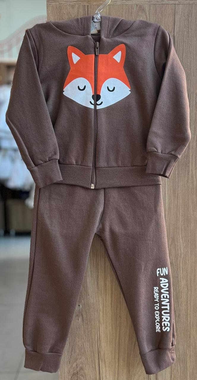 CONJUNTO JAQUETA MANGA LONGA RAPOSA MOLETOM SILK FOX E CALÇA MENINO HRRADINHOS - MARROM