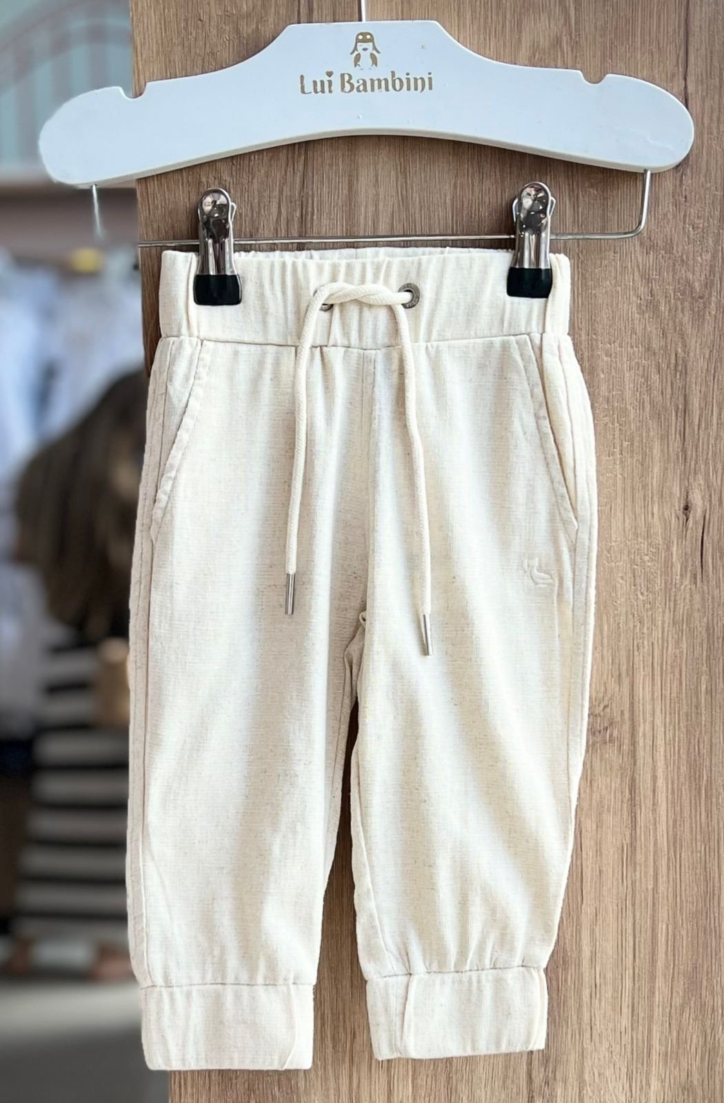 CALÇA LINHO CORDÃO MINIMALISTA DODO BORDADO MENINO DUDES - AREIA