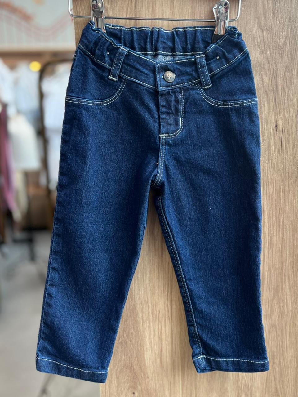 CALÇA JEANS BOLSO DECORATIVO COM AJUSTE INTERNO MENINO LUI BAMBINI - JEANS ESCURO