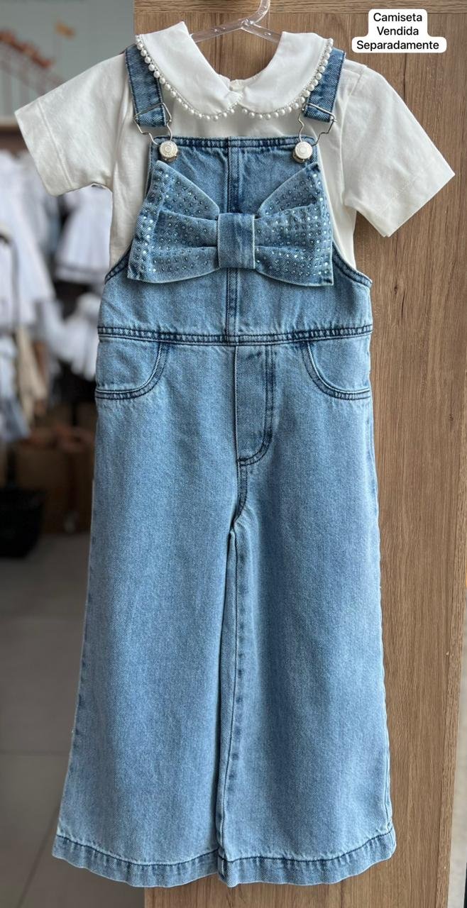 JARDINEIRA ALÇA JEANS LAÇO STRASS MENINA MOMI - JEANS