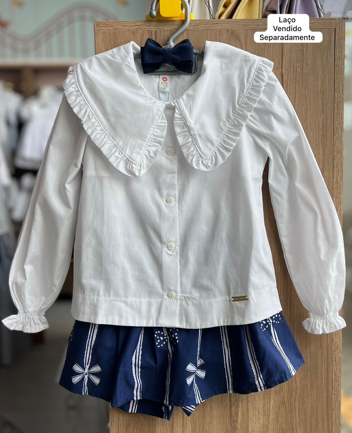 CONJUNTO BLUSA MANGA LONGA GOLA BABADO E SHORT SAIA MENINA PRECOCE - BRANCO/AZUL
