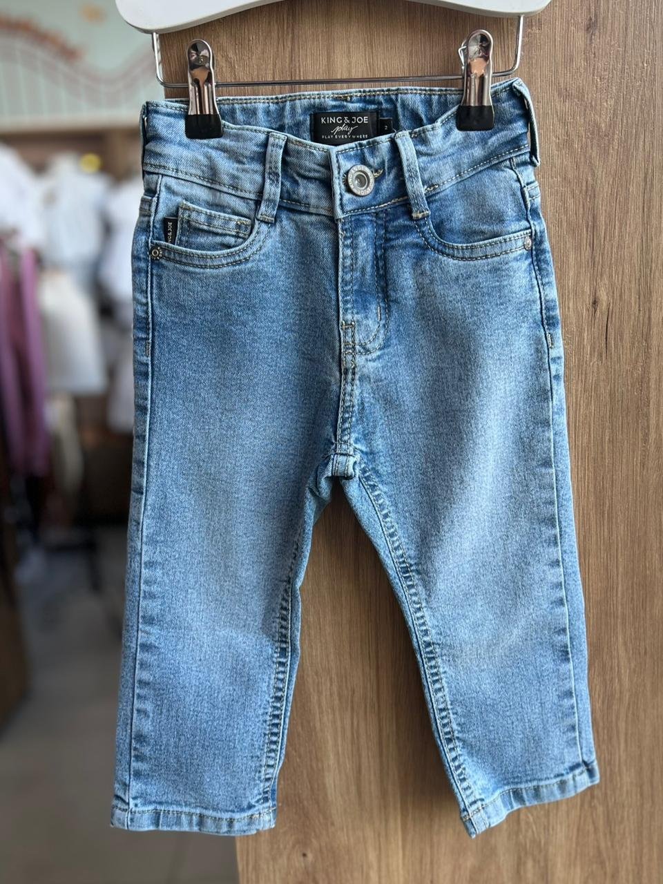 CALÇA AJUSTE INTERNO JEANS DARK BLUE FLEXDENIM SKINNY MENINO KING&JOE - JEANS CLARO
