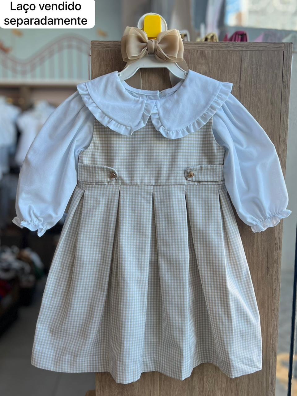 CONJUNTO VESTIDO SALOPETE MANGA LONGA XADREZ E CAMISA BATA MENINA BARBARA KIDS - OFF/AREIA