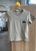 CAMISETA MANGA CURTA PATCH HAND MADE GOODS PICA PAU MENINO RESERVA MINI - BEGE