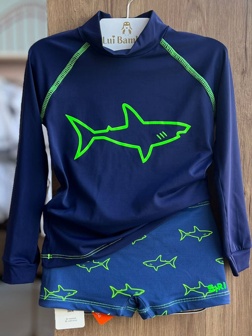 CONJUNTO CAMISETA MANGA LONGA TUBARÃO PROTEÇÃO UV50+ E SUNGA MENINO SIRI - MARINHO