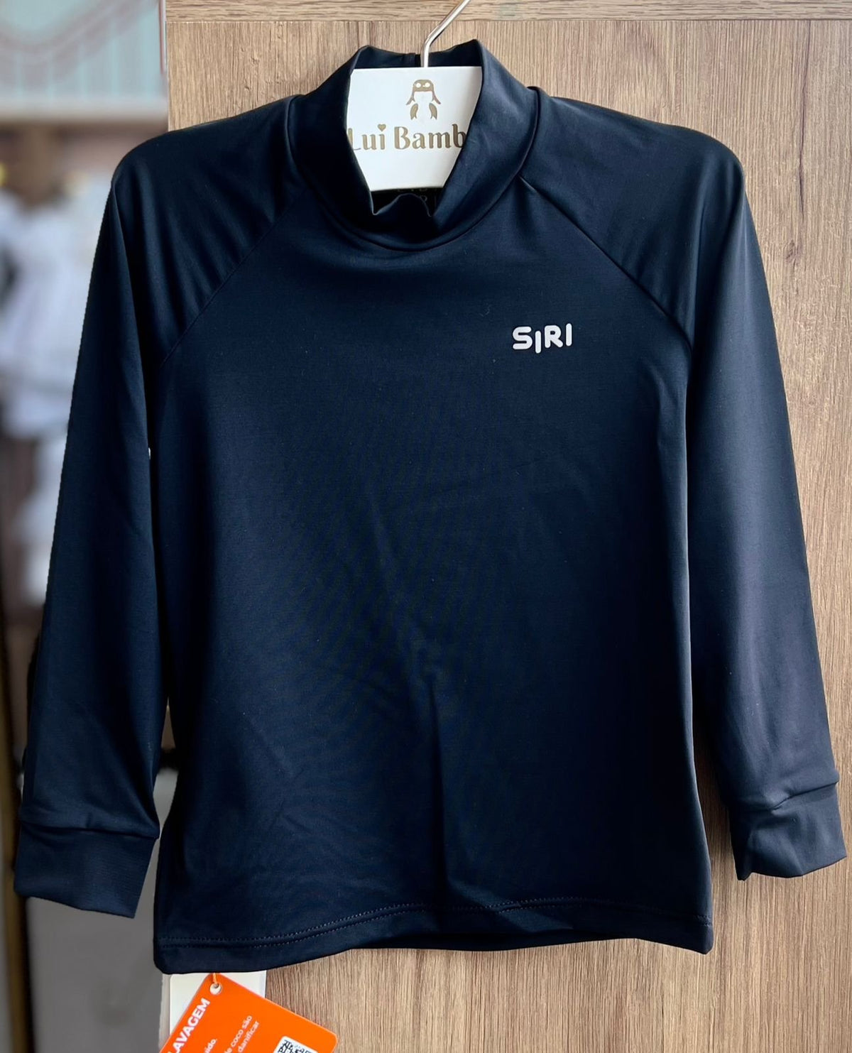 BLUSA MANGA LONGA BÁSICA PROTEÇÃO UV50+ UNISSEX SIRI - PRETO