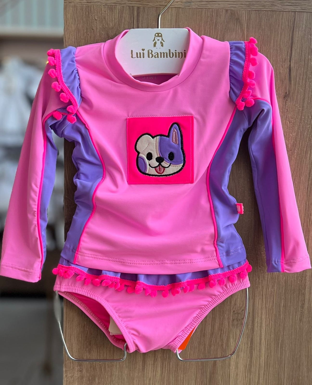 CONJUNTO BIQUINI MANGA LONGA CACHORRO SMILE BABADO POM POM E CALCINHA PROTEÇÃO UV50+ MENINA SIRI - LILÁS