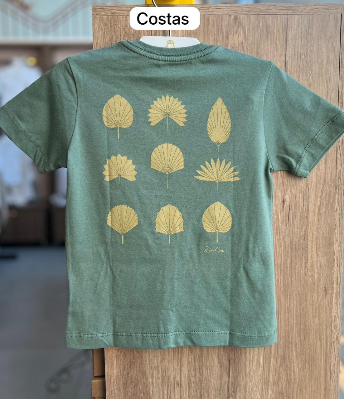 CAMISETA MANGA CURTA FOLHAS FOLHAGEM MENINO RICHES - VERDE