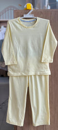 CONJUNTO PIJAMA CAMISETA MANGA LONGA E CALÇA ELÁSTICO CÓS MENINO RICHES - AMARELO CLARO
