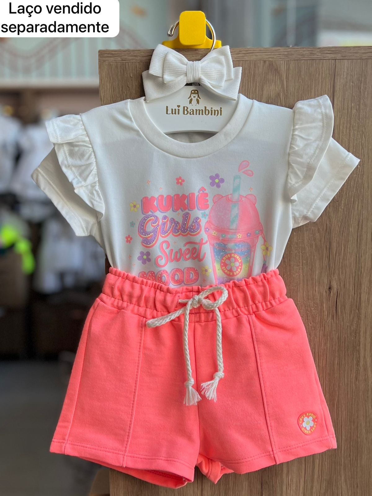 CONJUNTO BLUSA MANGA CURTA BABADO ICE CREAM SORVETE E SHORT NEON MENINA KUKIÊ - OFF/ROSA NEON