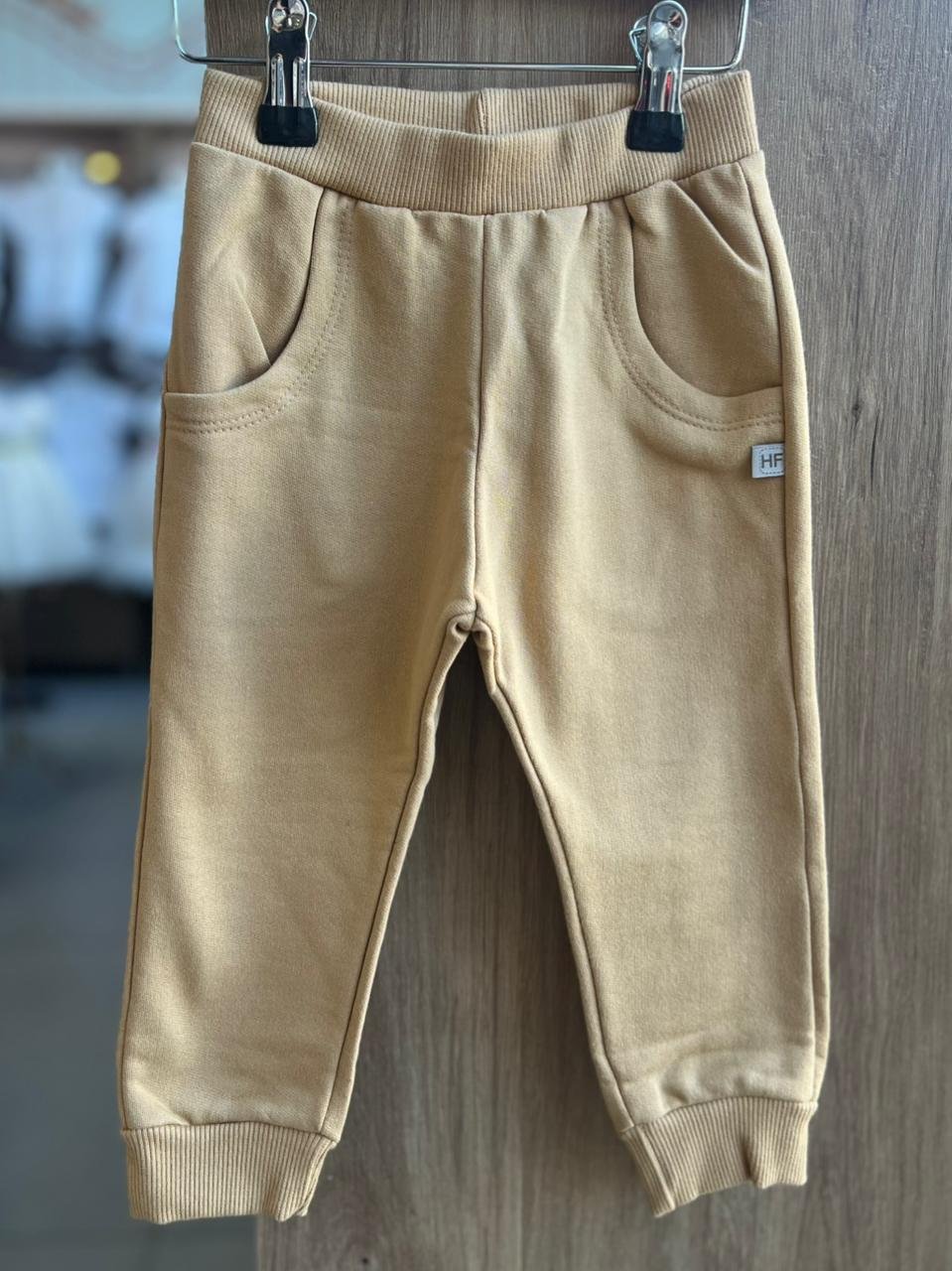CALÇA BÁSICA ELÁSTICO CÓS MOLETOM UNISSEX HAVE FUN - BEGE