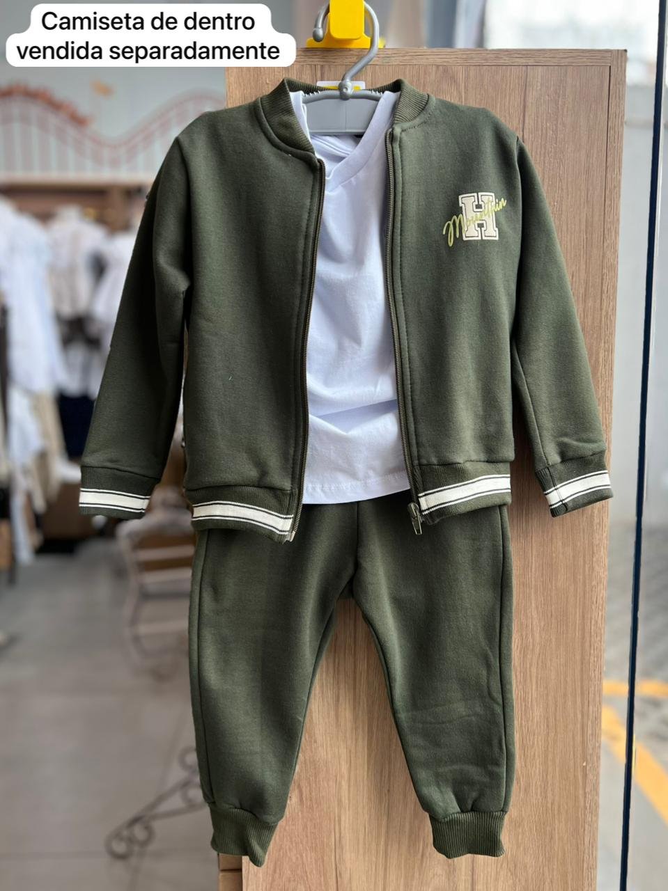 CONJUNTO BLUSÃO MANGA LONGA MONTANHA VINTAGE EXPLORER MOLETOM E CALÇA MENINO HAVE FUN - VERDE MILITAR