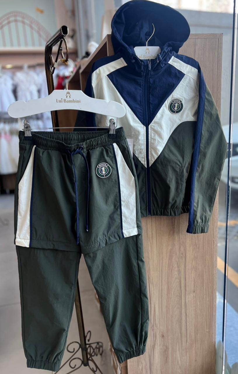 CONJUNTO JAQUETA MANGA LONGA CAPUZ AJUSTE ELÁSTICO ZÍPER TREINADOR FUTEBOL ESCUDO E CALÇA BERMUDA REMOVIVEL MENINO RESERVA MINI - MARINHO/VERDE