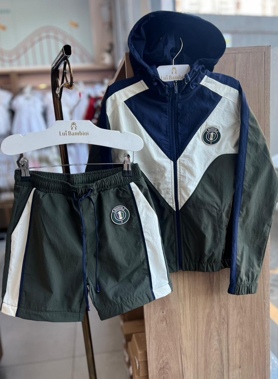 CONJUNTO JAQUETA MANGA LONGA CAPUZ AJUSTE ELÁSTICO ZÍPER TREINADOR FUTEBOL ESCUDO E CALÇA BERMUDA REMOVIVEL MENINO RESERVA MINI - MARINHO/VERDE
