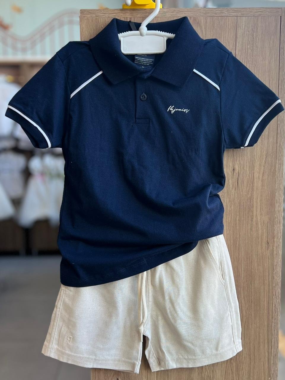 CONJUNTO CAMISETA MANGA CURTA GOLA POLO LISTRAS E BERMUDA LINHO MENINO FBR - MARINHO/AREIA
