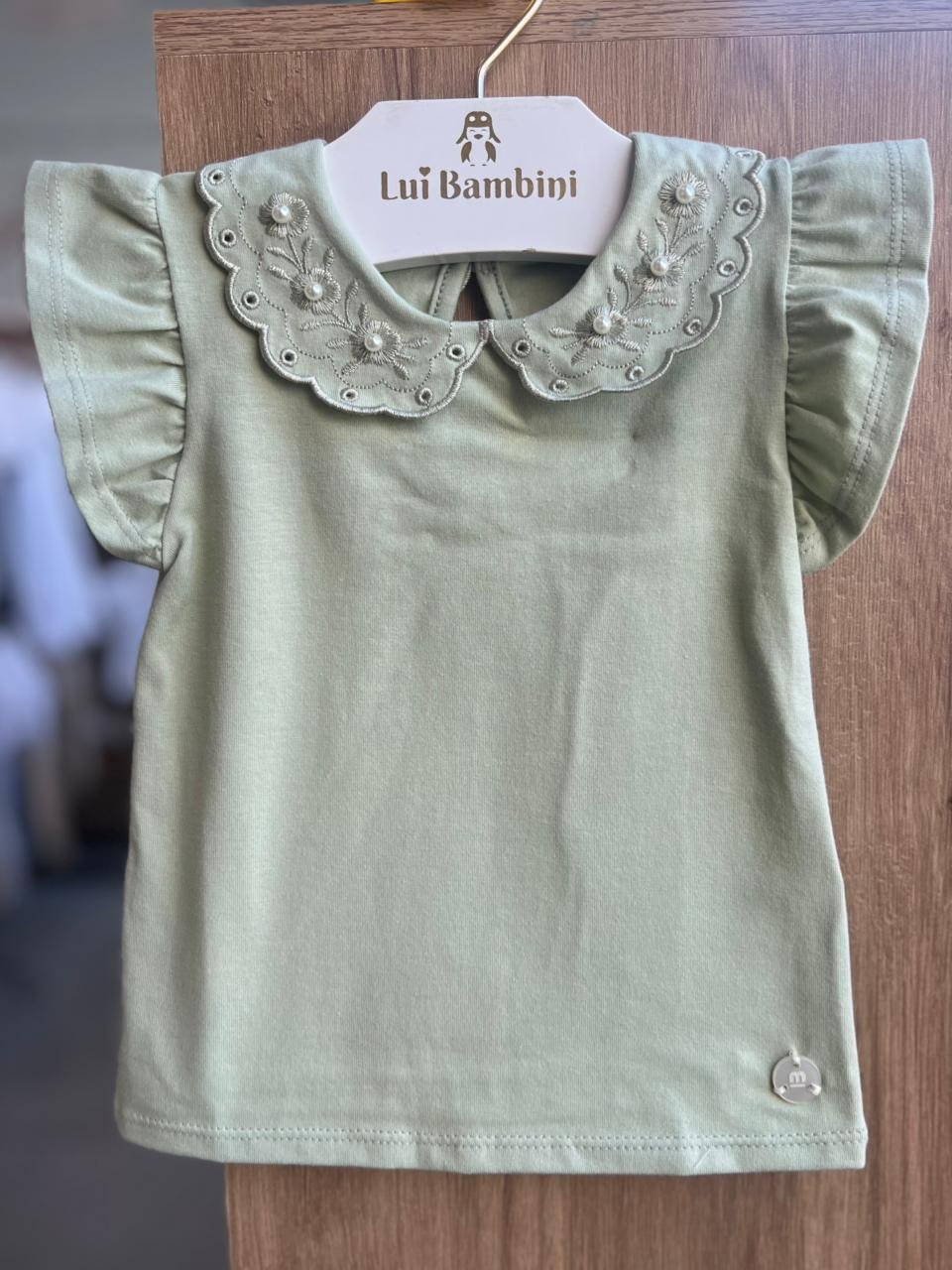 BLUSA MANGA CURTA GOLA FLORAL BORDADA COM PÉROLAS E BABADO MENINA MILON - VERDE