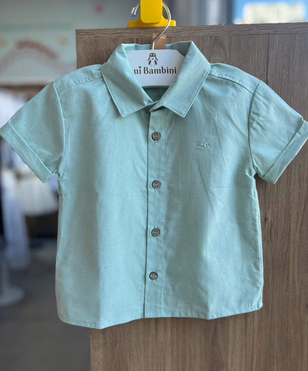 CAMISA MANGA CURTA BOTÕES MINIMALISTA MENINO UP BABY - VERDE CLARO