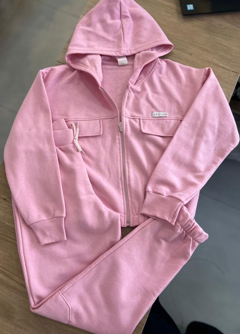 CONJUNTO MOLETOM BLUSÃO MANGA LONGA COM CAPUZ ZIPER BOLSO FAKE JUST BE YOU E CALÇA BOLSO MENINA BRINCAR É ARTE - ROSA