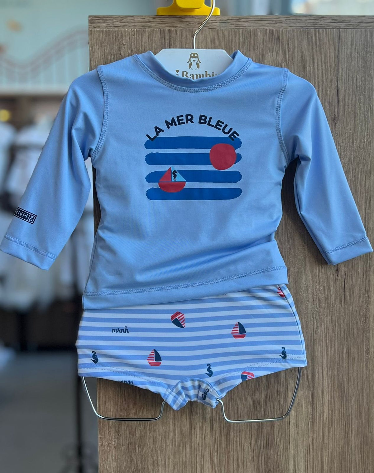 CONJUNTO CAMISETA MANGA LONGA LA MER BLEUE VELEIRO E SUNGA PROTEÇÃO UV50+ MENINO ONDA MARINHA - AZUL CLARO