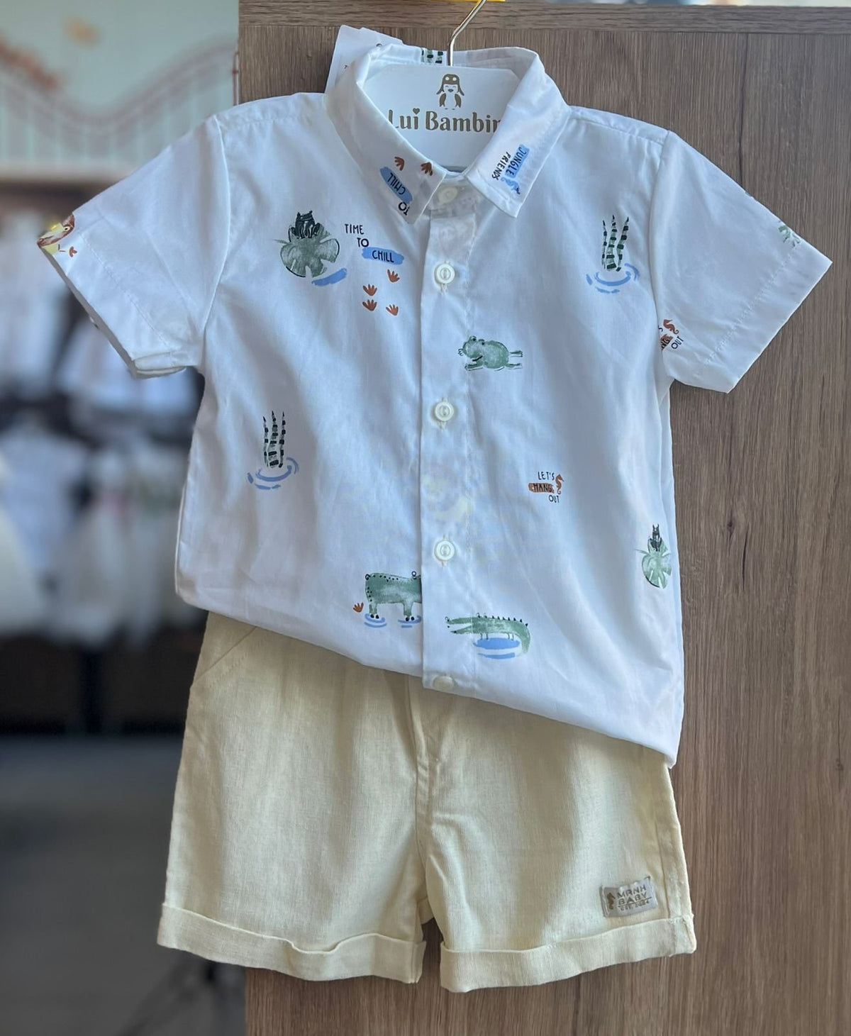 CONJUNTO CAMISA MANGA CURTA BOTÕES BICHINHOS E BERMUDA LINHO MENINO ONDA MARINHA - BRANCO/CREME