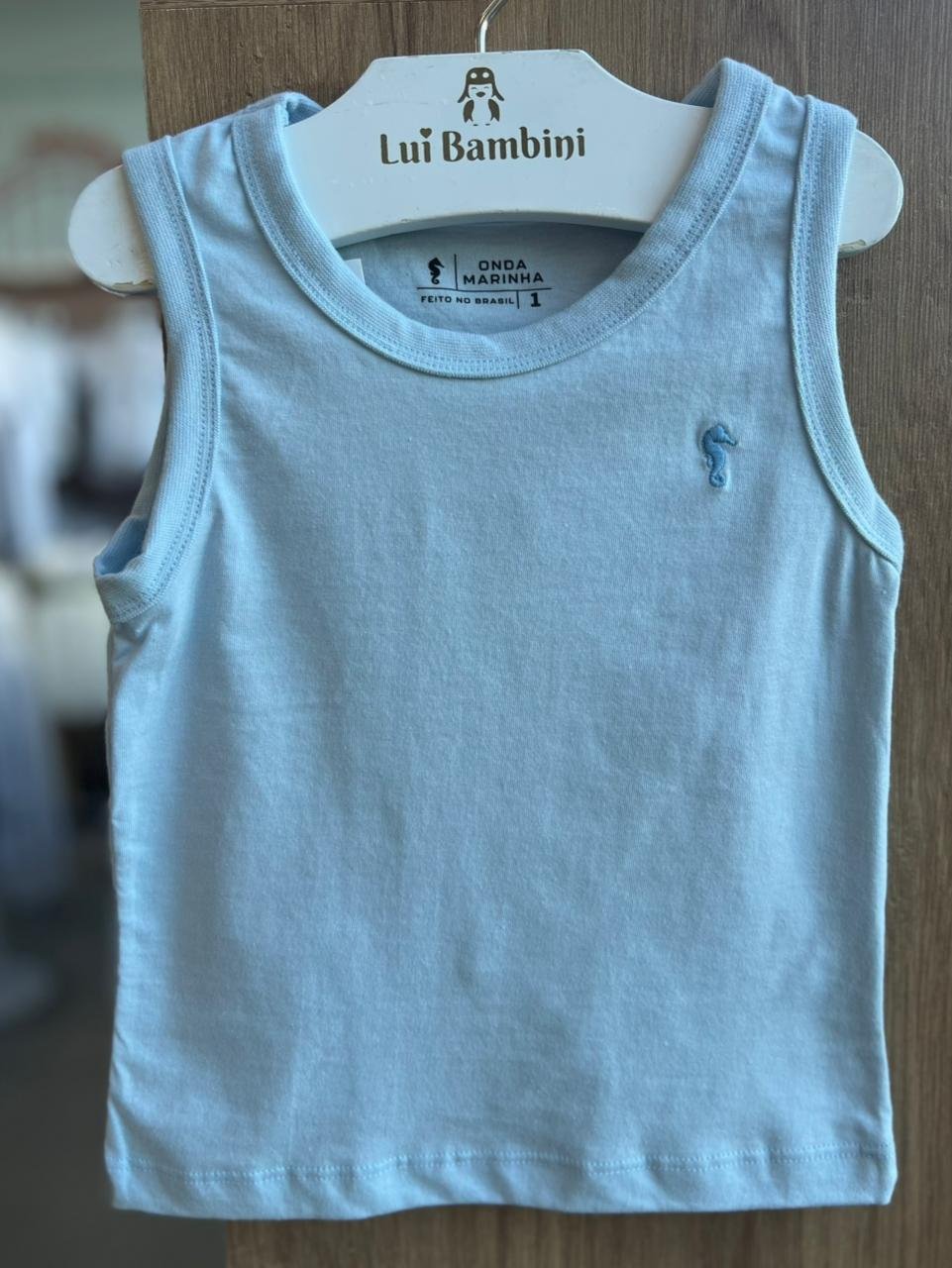 CAMISETA REGATA LISA BÁSICA CAVALO MARINHO BORDADO MENINO ONDA MARINHA - AZUL