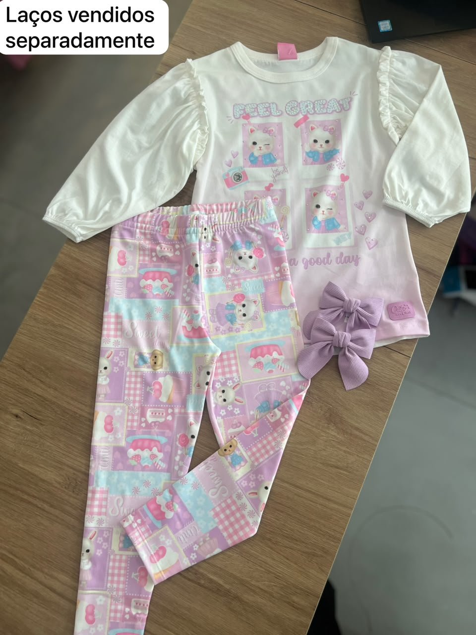 CONJUNTO BLUSA MANGA LONGA STRASS GATINHA E CALÇA LEGGING MENINA CINTI - OFF/LILÁS