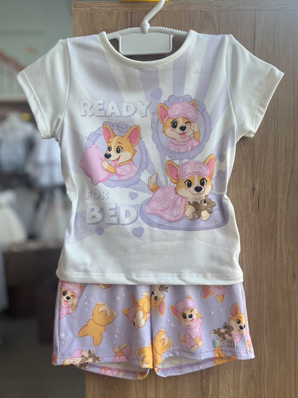 CONJUNTO PIJAMA BLUSA MANGA CURTA CACHORRO READY E SHORT MENINA CINTI - OFF/LILÁS