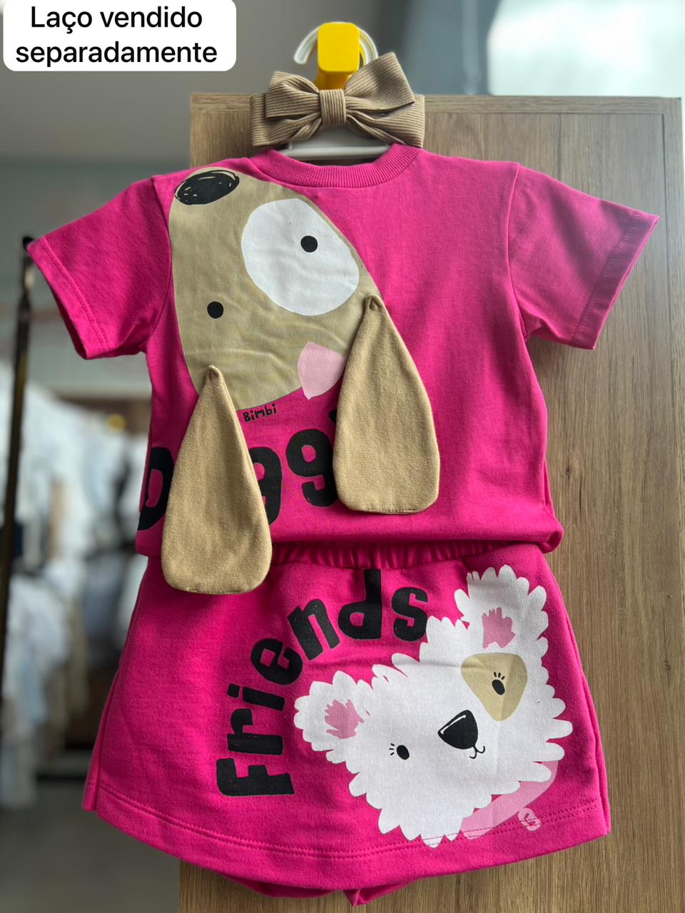CONJUNTO BLUSA MANGA CURTA CACHORRO ORELHA FIXA E SHORT SAIA MENINA BIMBI - PINK
