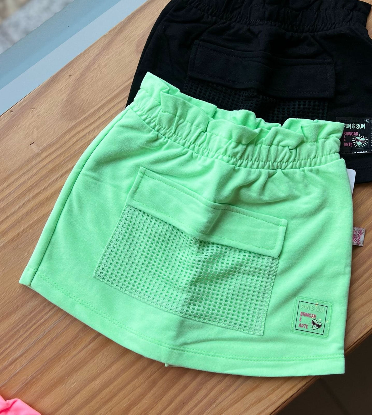 SHORT SAIA COM BOLSO TELADO FUN & SUN MENINA BRINCAR - VERDE