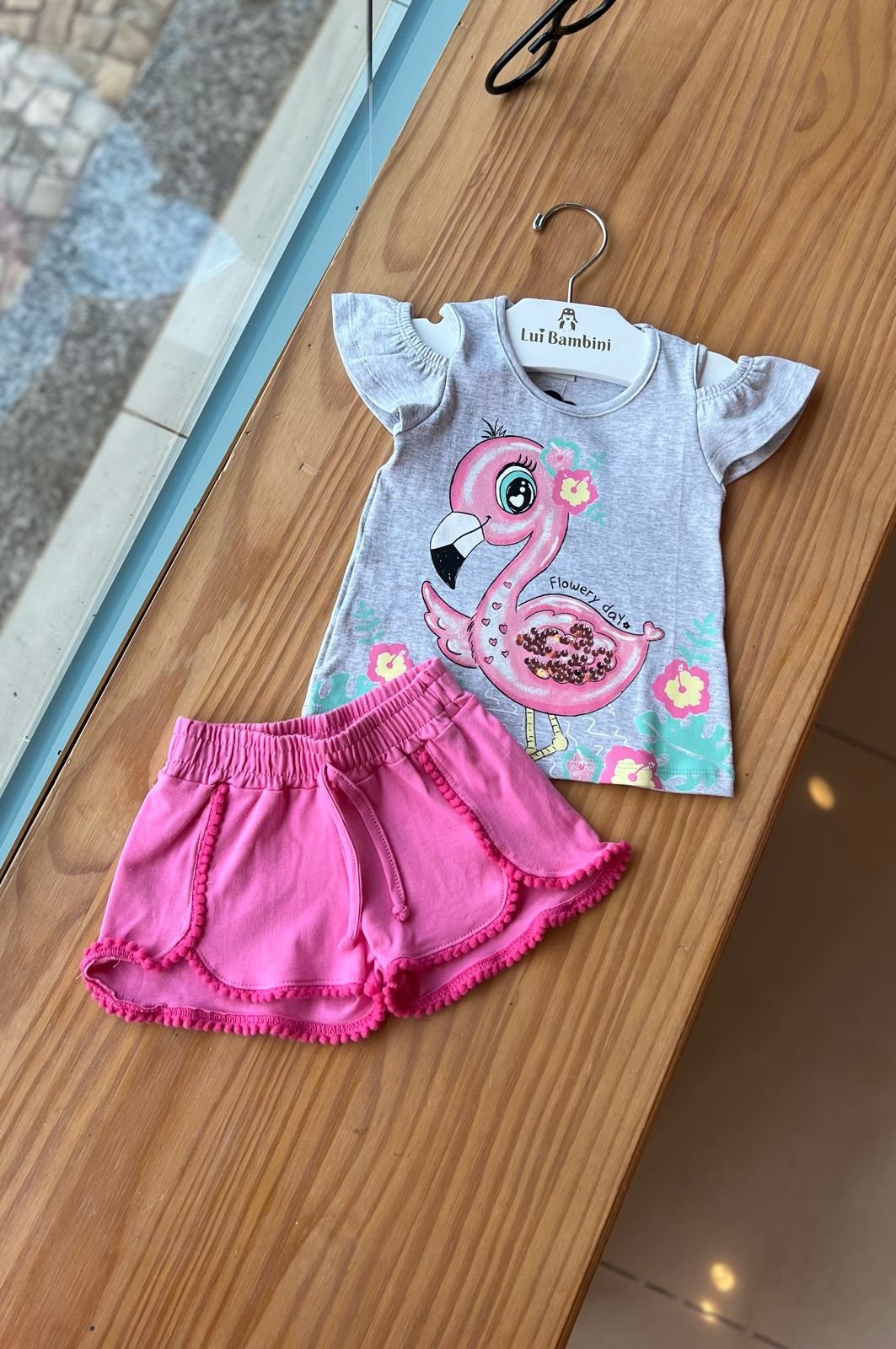 CONJUNTO BLUSA MANGA CURTA FLAMINGO GLITTER COM PAETES E SHORT POMPOM MENINA RALAKIDS 40PRO60 - MESCLA