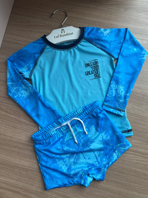 CONJUNTO CAMISETA MANGA LONGA PROTEÇÃO SOLAR COM SUNGA BOXER COQUEIROS UV50+ MENINO FAKINI