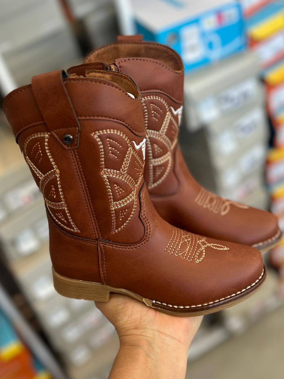 BOTA TEXANA BORDADO TOURO ZÍPER MENINO XUÁ XUÁ - MARROM