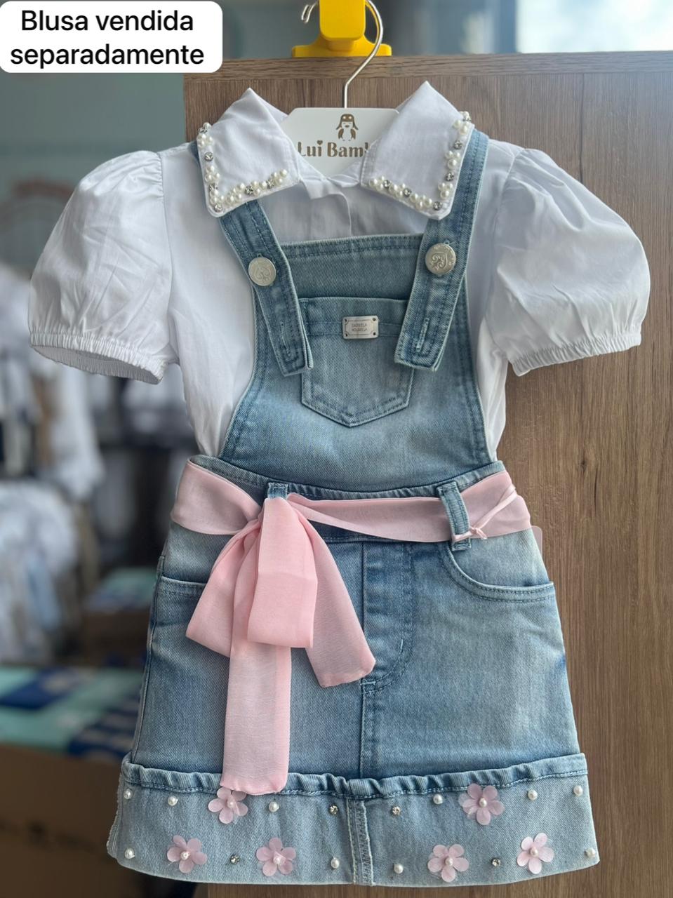 JARDINEIRA SALOPETE JEANS ALÇA BOTÕES BOLSO AMARRAÇÃO TULE MENINA GABRIELA AQUARELA - JEANS