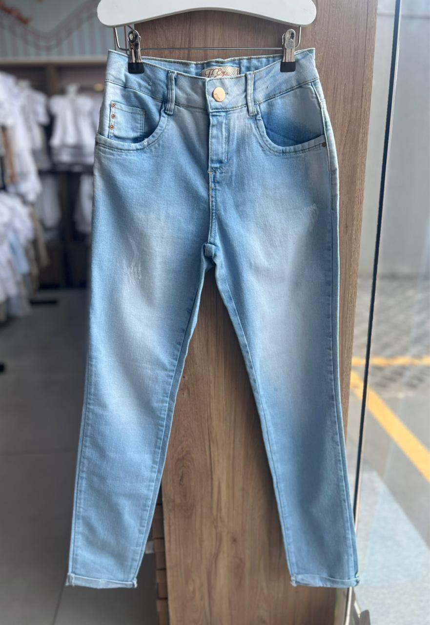 CALÇA CIGARRETE JEANS COM BOLSOS FUNCIONAIS E BARRAS DOBRADAS MENINA TOM ERY - JEANS CLARO