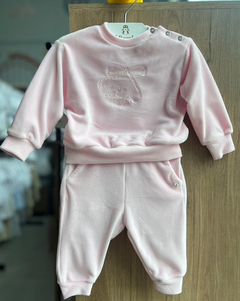 CONJUNTO BLUSÃO MANGA LONGA LAÇOS PAETES AVELUDADO BOTÕES E CALÇA BOLSO FACA MENINA PETIT CHERIE - ROSA CLARO