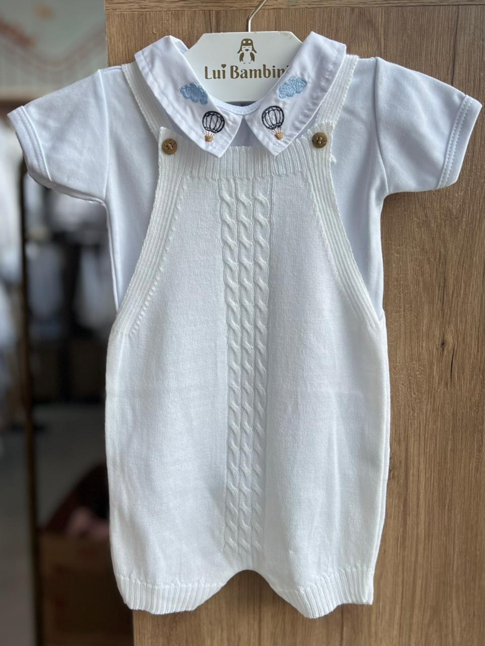 CONJUNTO BODY MANGA CURTA E JARDINEIRA EM TRICÔ BALÕES E NUVENS BORDADOS MENINO LUI BAMBINI - BRANCO/AZUL