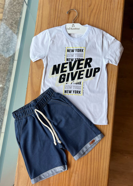 CONJUNTO CAMISETA MANGA CURTA NVER GIVE UP COM BERMUDA JEANS BARRA DOBRADA MENINO ABRANGE 20PRO50