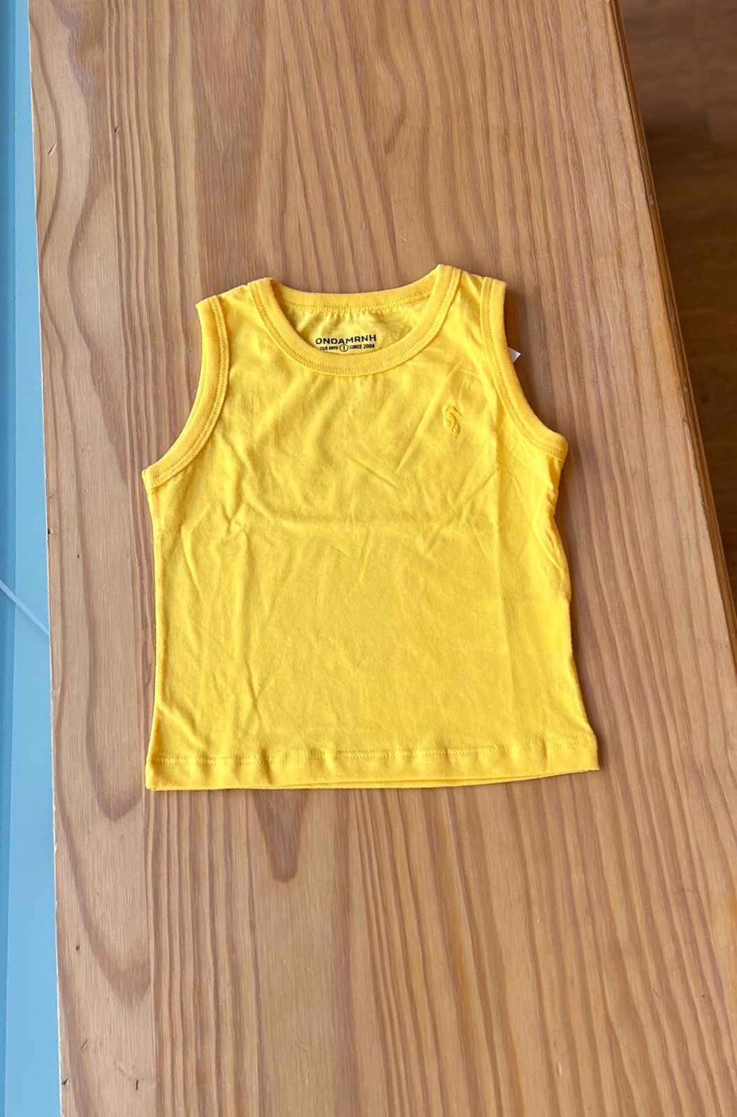 Amarelo