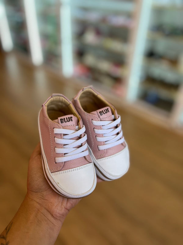 TÊNIS EM COURO CADARÇO ELÁSTICO ROSA ANTIGO MENINA BLUE