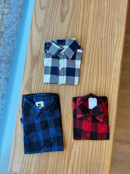 CAMISA MANGA CURTA XADREZ COM GOLA E BOTÕES MENINO LUI BAMBINI