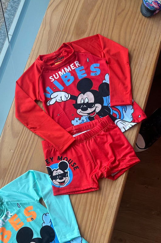 CONJUNTO CAMISETA MANGA LONGA SUMMER VIBES E SUNGA BOXER MICKEY UV50+ MENINO FAKINI