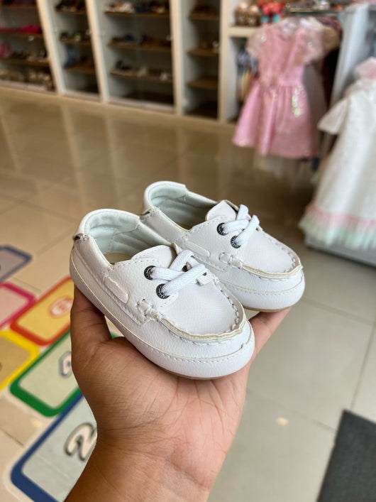 SAPATO MOCASSIM COM CADARÇO ELÁSTICO E COSTURA MENINO XUA XUA PRO40