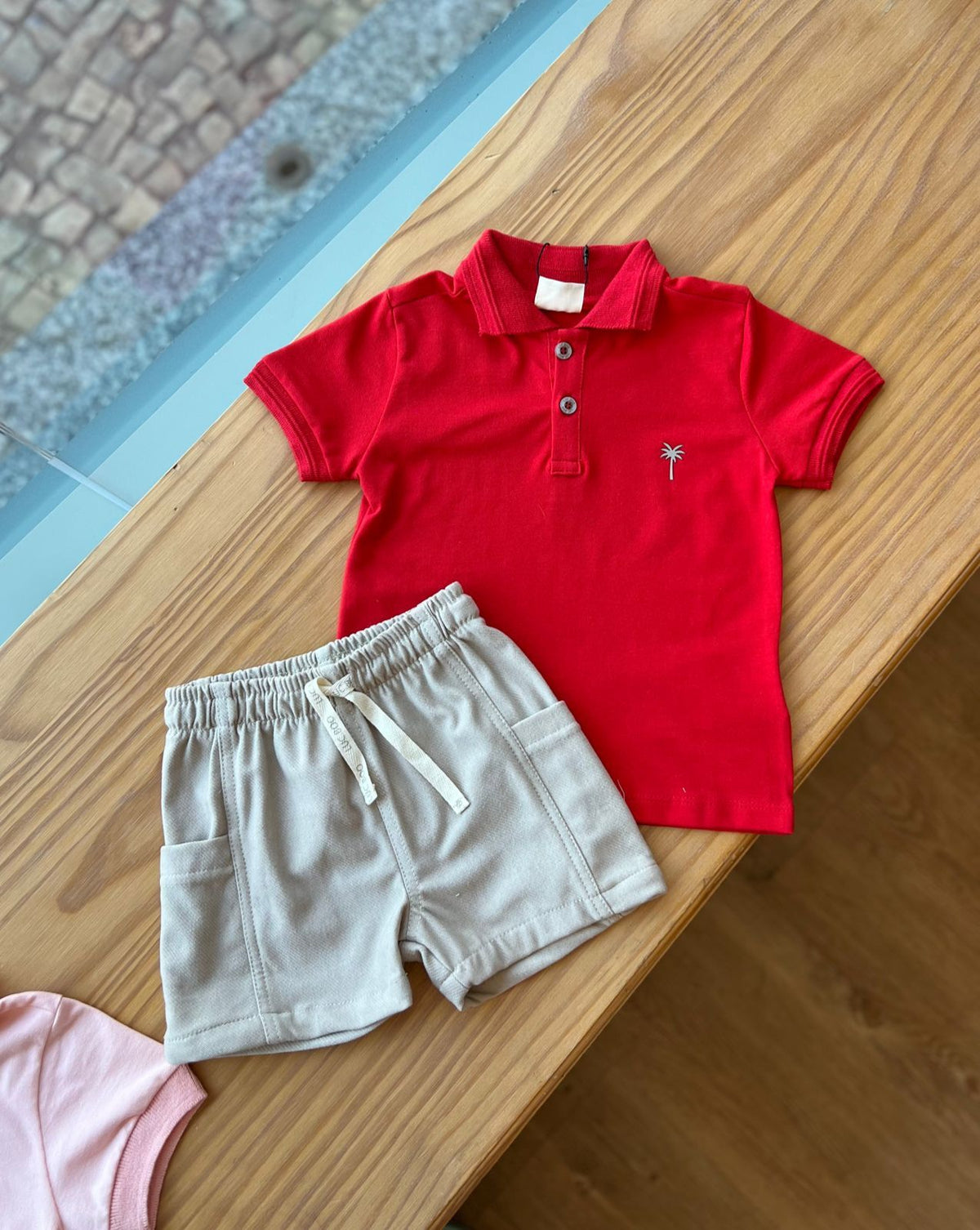 VERMELHO