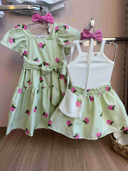 VESTIDO MANGA CURTA LISTRADO BABADO MAÇÃO BORDADO MENINA MOMI