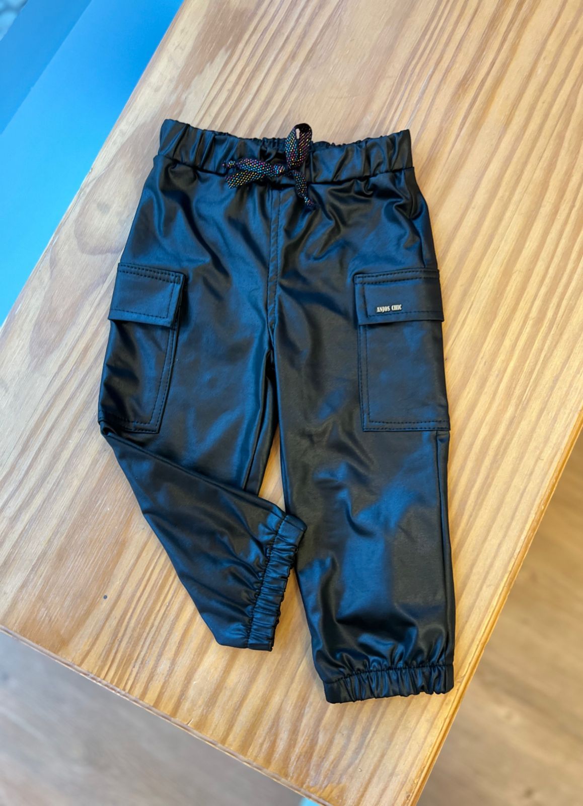 CALÇA JOGGER CIRRÊ COM CORDÃO DECORATIVO E BOLSOS MENINA ANJOS BABY