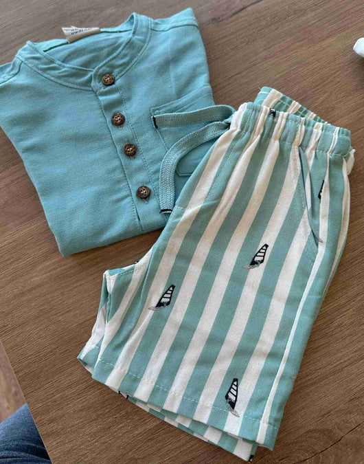 CONJUNTO MC BOTÕES GOLA BOLSO E BERMUDA LISTRADA MENINO MILON