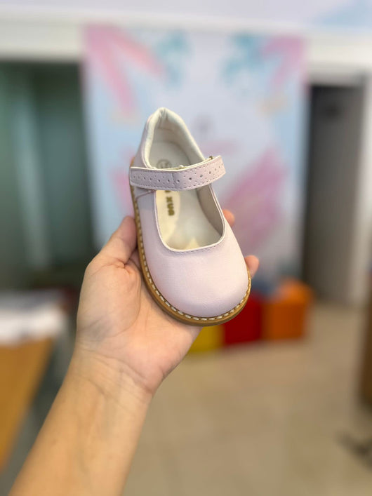 SAPATO FOSCO COM COSTURA E VELCRO LATERAL MENINA XUA XUA